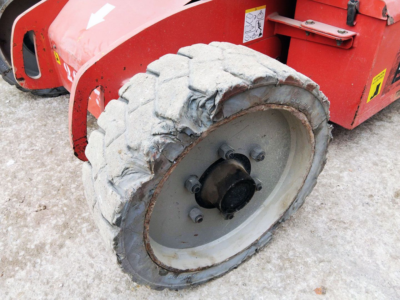 Alkūninis keltuvas MANITOU 150AETJ C: foto 11 Alkūninis keltuvas MANITOU 150AETJ C: foto 11