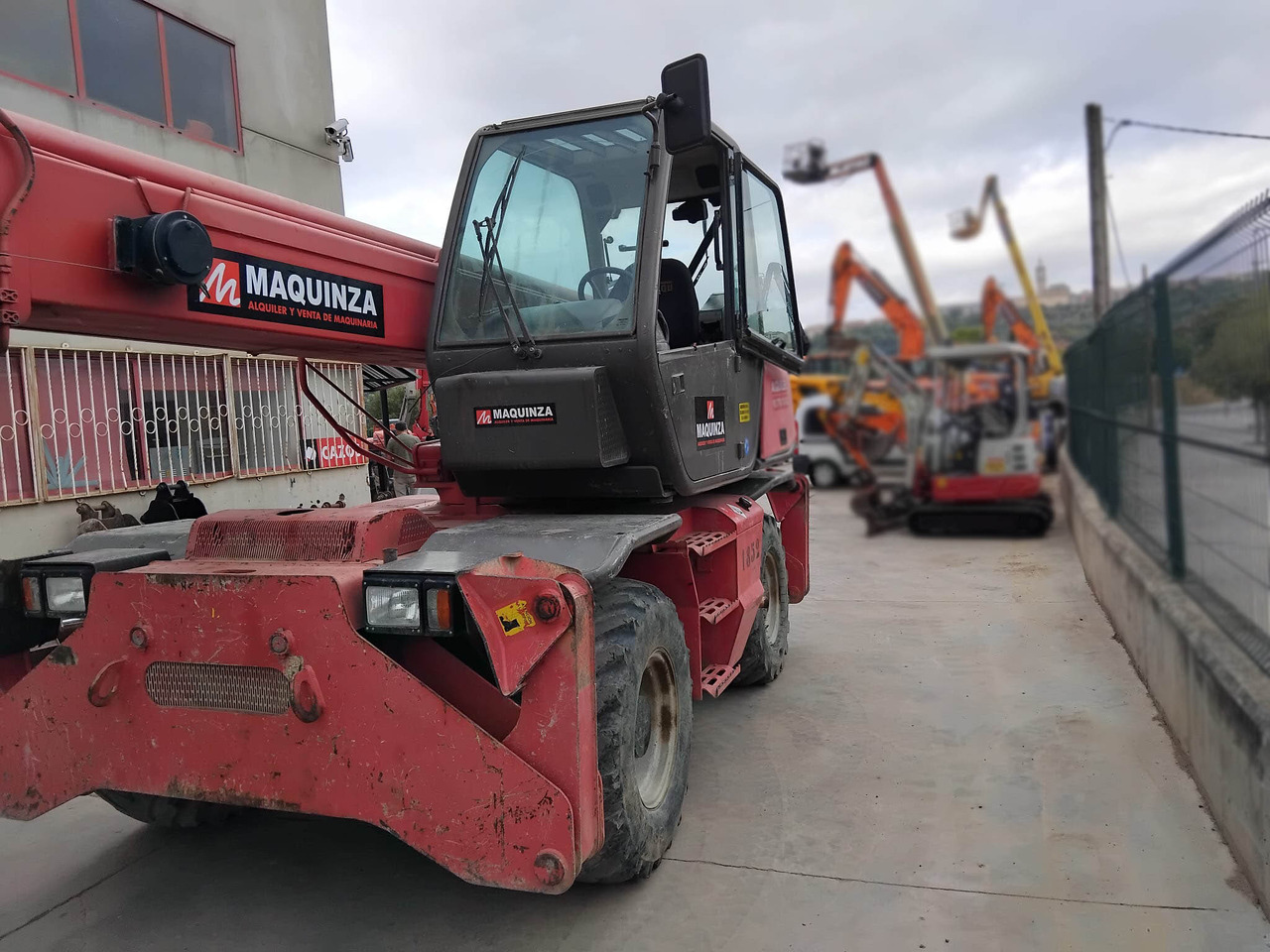 MANITOU MRT1635 - Teleskopinis krautuvas: foto 3 MANITOU MRT1635 - Teleskopinis krautuvas: foto 3