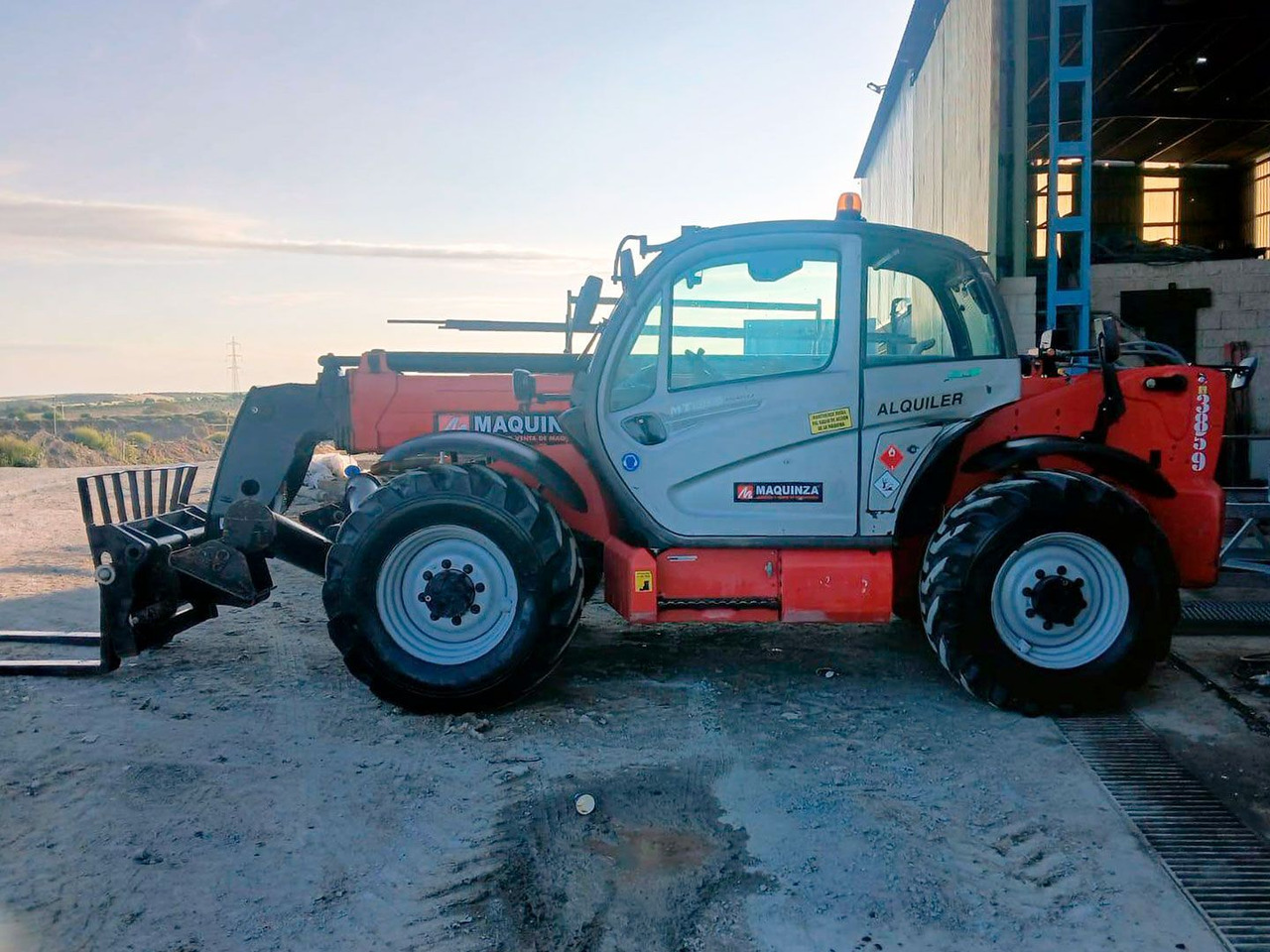 MANITOU MT1335 EASY - Teleskopinis krautuvas: foto 1 MANITOU MT1335 EASY - Teleskopinis krautuvas: foto 1