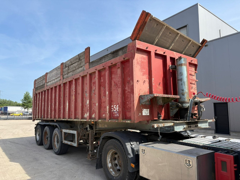 Fruehauf ONCRK22-110A (REMORQUE FRANCAIS / FRENCH TRAILER / DRUM BRAKES / FREINS TAMBOURS) - Savivartis puspriekabė: foto 2 Fruehauf ONCRK22-110A (REMORQUE FRANCAIS / FRENCH TRAILER / DRUM BRAKES / FREINS TAMBOURS) - Savivartis puspriekabė: foto 2