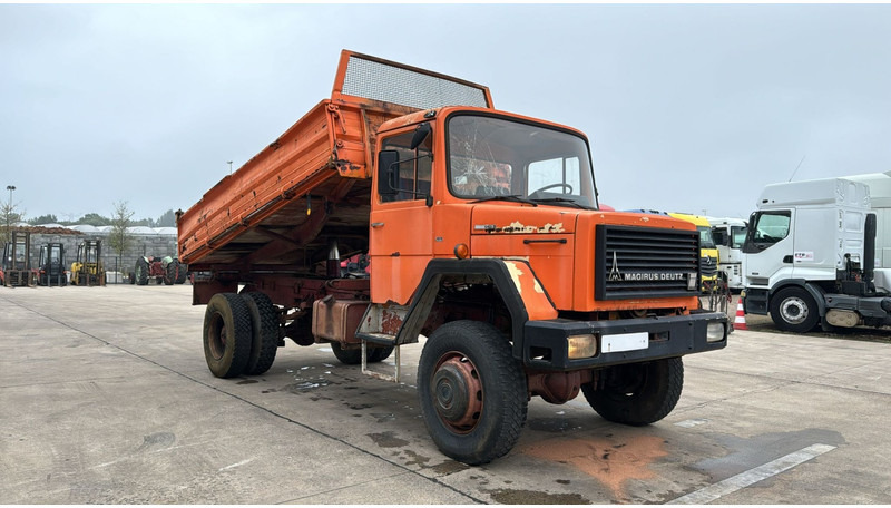 Iveco Magirus 160 - 15 (GRAND PONT / LAMES / 4X4) - Savivartis sunkvežimis: foto 4 Iveco Magirus 160 - 15 (GRAND PONT / LAMES / 4X4) - Savivartis sunkvežimis: foto 4