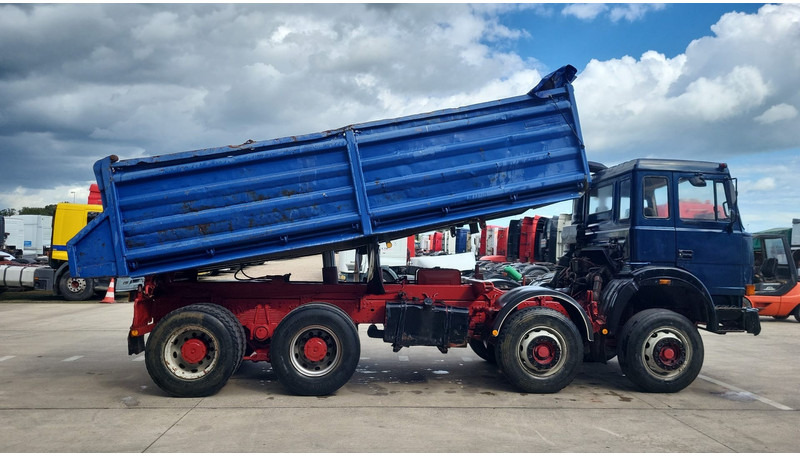 Iveco Magirus 340-34 (GRAND PONT / LAMES / POMPE MANUELLE / PARFAIT) - Savivartis sunkvežimis: foto 3 Iveco Magirus 340-34 (GRAND PONT / LAMES / POMPE MANUELLE / PARFAIT) - Savivartis sunkvežimis: foto 3