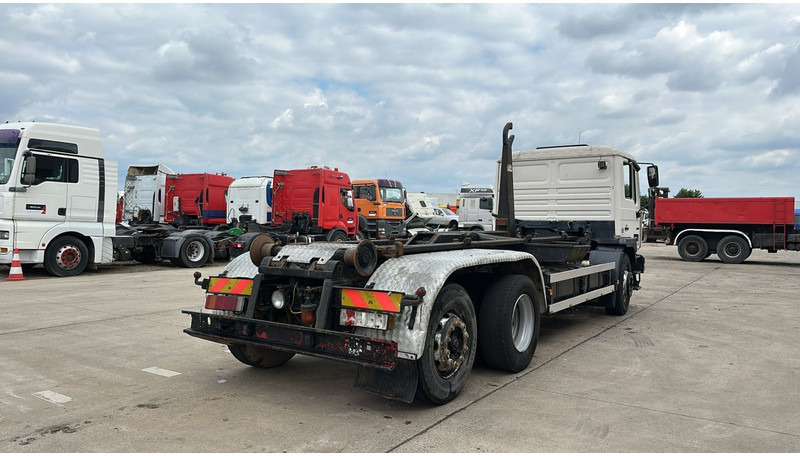 MAN 26.312 (6 CYLINDER / 6X2 / BELGIAN TRUCK IN GOOD CONDITION) - Hook-lift sunkvežimis: foto 5 MAN 26.312 (6 CYLINDER / 6X2 / BELGIAN TRUCK IN GOOD CONDITION) - Hook-lift sunkvežimis: foto 5