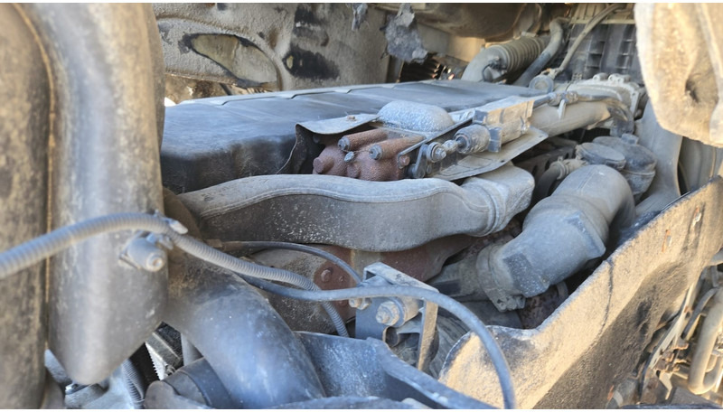 MAN TGA 26.440 (MANUAL GEARBOX / FRONT STEEL / 6X2 / BOITE MANUELLE / DEVANT LAMES) lizingą MAN TGA 26.440 (MANUAL GEARBOX / FRONT STEEL / 6X2 / BOITE MANUELLE / DEVANT LAMES): foto 18