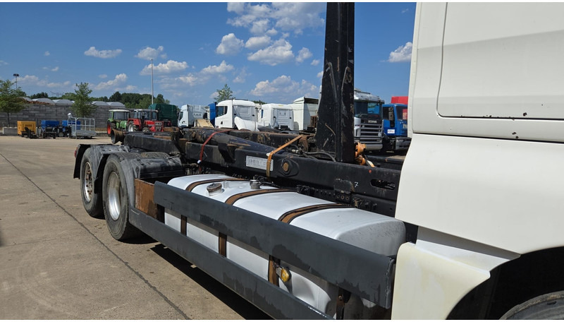MAN TGA 26.440 (MANUAL GEARBOX / FRONT STEEL / 6X2 / BOITE MANUELLE / DEVANT LAMES) lizingą MAN TGA 26.440 (MANUAL GEARBOX / FRONT STEEL / 6X2 / BOITE MANUELLE / DEVANT LAMES): foto 17