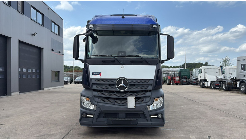 Mercedes-Benz ACTROS 1940 (BE TRUCK / TOP CONDITION / LIFT / AIRCO / BOX 8.06X2.47X2.62) - Furgonas sunkvežimis: foto 2 Mercedes-Benz ACTROS 1940 (BE TRUCK / TOP CONDITION / LIFT / AIRCO / BOX 8.06X2.47X2.62) - Furgonas sunkvežimis: foto 2
