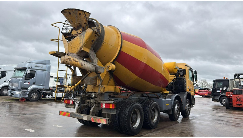 Mercedes-Benz Actros 4141 (EPS / 3 PEDALES / 8X4 / LAMES / GRAND PONT / STEEL SUSP. / MP2) - Važiuoklės sunkvežimis: foto 4 Mercedes-Benz Actros 4141 (EPS / 3 PEDALES / 8X4 / LAMES / GRAND PONT / STEEL SUSP. / MP2) - Važiuoklės sunkvežimis: foto 4