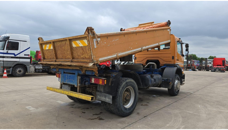 Mercedes-Benz Atego 1928 (PARFAIT ETAT / BOITE MANUELLE / GRAND PONT / LAMES) - Savivartis sunkvežimis: foto 5 Mercedes-Benz Atego 1928 (PARFAIT ETAT / BOITE MANUELLE / GRAND PONT / LAMES) - Savivartis sunkvežimis: foto 5