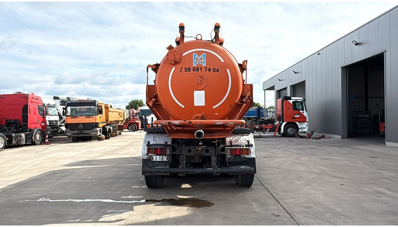 Mercedes-Benz Atego 2528 (14500L / LAMES DEVANT / 6X2 / BOITE MANUELLE) - Asenizatorius: foto 5 Mercedes-Benz Atego 2528 (14500L / LAMES DEVANT / 6X2 / BOITE MANUELLE) - Asenizatorius: foto 5