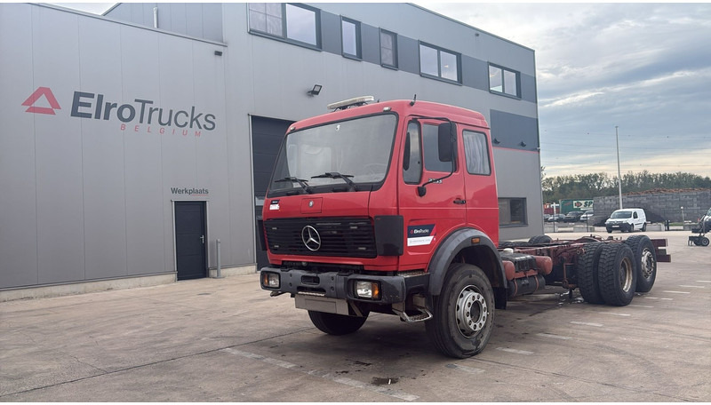 Mercedes-Benz SK 2233 (GRAND PONT / V8 AVEC 2X TURBO / BIG AXLE) - Važiuoklės sunkvežimis: foto 1 Mercedes-Benz SK 2233 (GRAND PONT / V8 AVEC 2X TURBO / BIG AXLE) - Važiuoklės sunkvežimis: foto 1