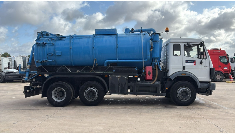 Mercedes-Benz SK 2422 (14500 LITERS / VIDANGEUR / 6X2 / V6 / BOITE MANUELLE) - Asenizatorius: foto 3 Mercedes-Benz SK 2422 (14500 LITERS / VIDANGEUR / 6X2 / V6 / BOITE MANUELLE) - Asenizatorius: foto 3