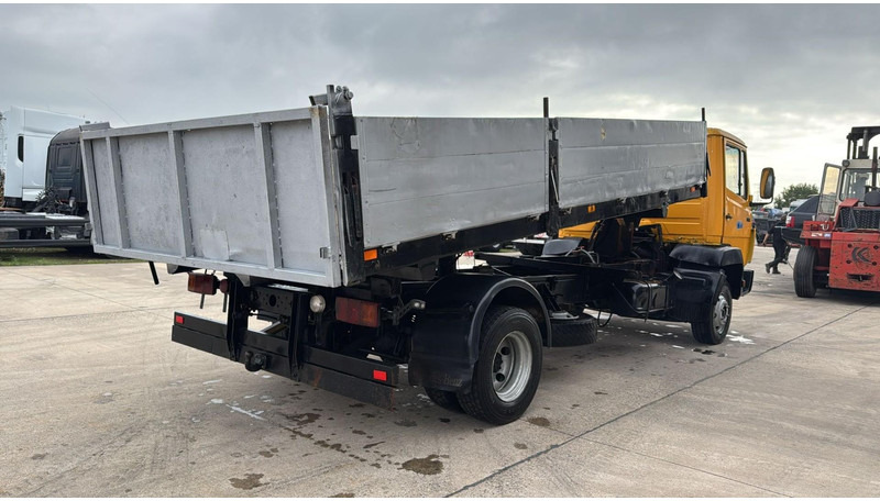 Mercedes-Benz SK 814 (MANUAL PUMP / POMPE MANUELLE / LAMES) - Savivartis sunkvežimis: foto 4 Mercedes-Benz SK 814 (MANUAL PUMP / POMPE MANUELLE / LAMES) - Savivartis sunkvežimis: foto 4