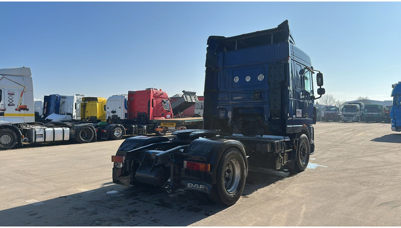 DAF 105 XF 410 (BOITE MANUELLE / MANUAL GEARBOX / GOOD CONDITION) - Vilkikas: foto 5 DAF 105 XF 410 (BOITE MANUELLE / MANUAL GEARBOX / GOOD CONDITION) - Vilkikas: foto 5