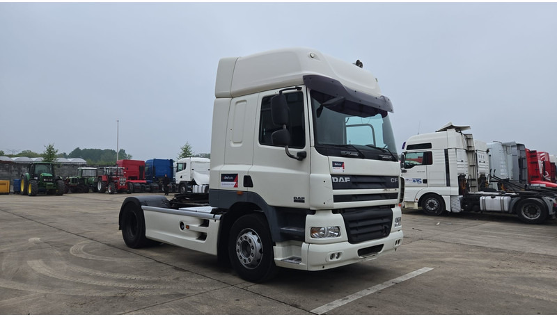 DAF 85 CF 460 (PARFAIT ETAT / PERFECT CONDITION / TRES PROPRE !!!!) - Vilkikas: foto 3 DAF 85 CF 460 (PARFAIT ETAT / PERFECT CONDITION / TRES PROPRE !!!!) - Vilkikas: foto 3