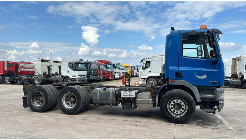 DAF CF 85.410 (BELGIAN TRUCK / HOOK / 10 TYRES) - Vilkikas: foto 4 DAF CF 85.410 (BELGIAN TRUCK / HOOK / 10 TYRES) - Vilkikas: foto 4