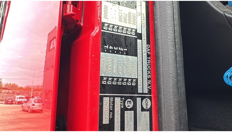 Vilkikas DAF XF 460 (BOITE MANUELLE / MANUAL GEARBOX): foto 17