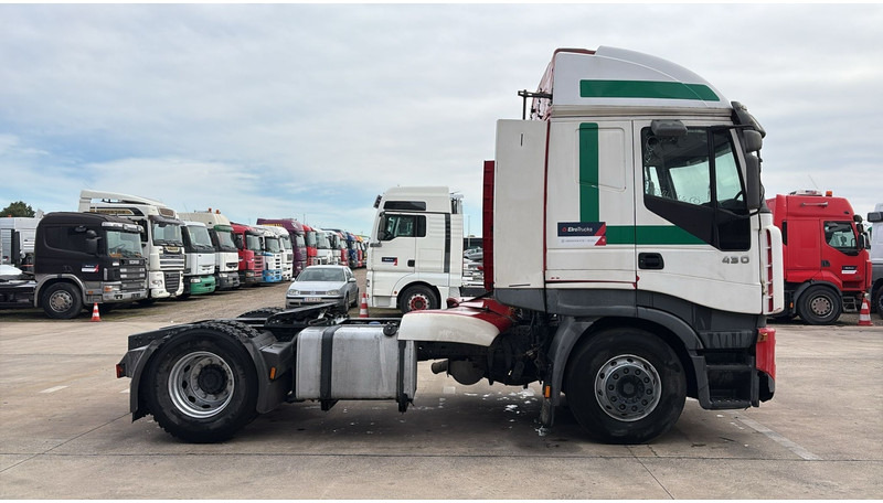 Iveco Stralis 430 (BOITE MANUELLE / MANUAL GEARBOX) - Vilkikas: foto 4 Iveco Stralis 430 (BOITE MANUELLE / MANUAL GEARBOX) - Vilkikas: foto 4