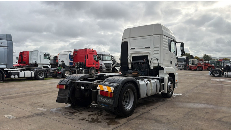 MAN TGA 18.350 (BOITE MANUELLE / MANUAL GEARBOX) - Vilkikas: foto 4 MAN TGA 18.350 (BOITE MANUELLE / MANUAL GEARBOX) - Vilkikas: foto 4