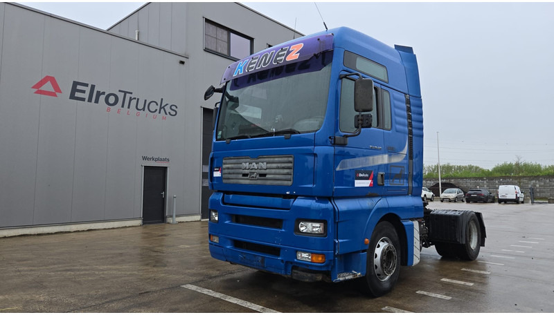 MAN TGA 18.410 (864.000 KM / MANUAL PUMP / MANUAL GEARBOX / RETARDER / POMPE MANUELLE) - Vilkikas: foto 1 MAN TGA 18.410 (864.000 KM / MANUAL PUMP / MANUAL GEARBOX / RETARDER / POMPE MANUELLE) - Vilkikas: foto 1