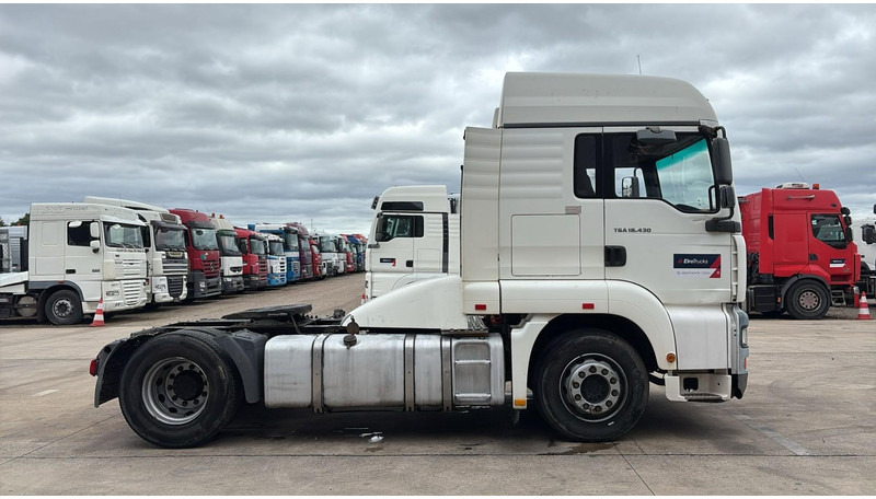 MAN TGA 18.430 (PTO / POMPE HYDRAULIQUE / MANUAL GEARBOX / BOITE MANUELLE / HYDRAULIC PUMP) - Vilkikas: foto 3 MAN TGA 18.430 (PTO / POMPE HYDRAULIQUE / MANUAL GEARBOX / BOITE MANUELLE / HYDRAULIC PUMP) - Vilkikas: foto 3