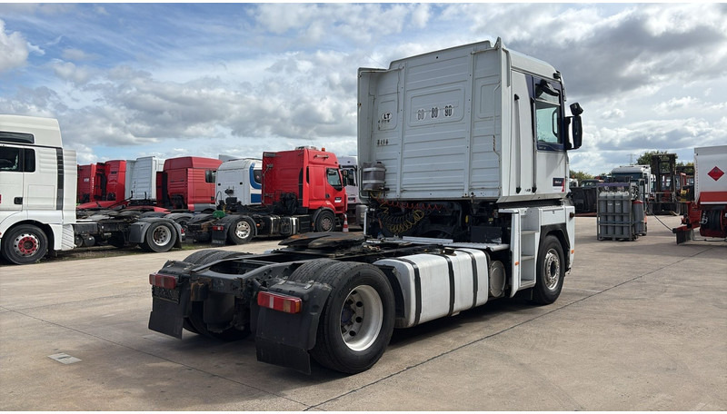 Renault Magnum 440 (BOITE MANUELLE / MANUAL GEARBOX) - Vilkikas: foto 4 Renault Magnum 440 (BOITE MANUELLE / MANUAL GEARBOX) - Vilkikas: foto 4