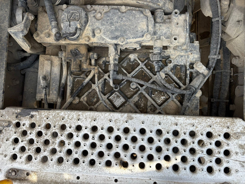 Vilkikas Renault Premium 420 (BOITE MANUELLE / MANUAL GEARBOX / PTO): foto 19