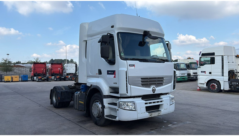 Renault Premium 460 DXI (GOOD CONDITION / AIRCO / AC / BOITE MANUELLE / MANUAL GEARBOX) - Vilkikas: foto 3 Renault Premium 460 DXI (GOOD CONDITION / AIRCO / AC / BOITE MANUELLE / MANUAL GEARBOX) - Vilkikas: foto 3