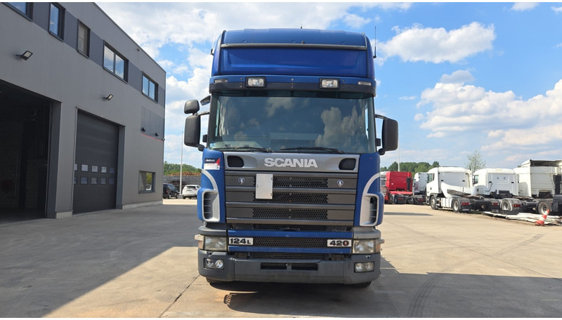 Scania 124-420 (MANUAL GEARBOX / BOITE MANUELLE / AIRCO / AC) - Vilkikas: foto 2 Scania 124-420 (MANUAL GEARBOX / BOITE MANUELLE / AIRCO / AC) - Vilkikas: foto 2