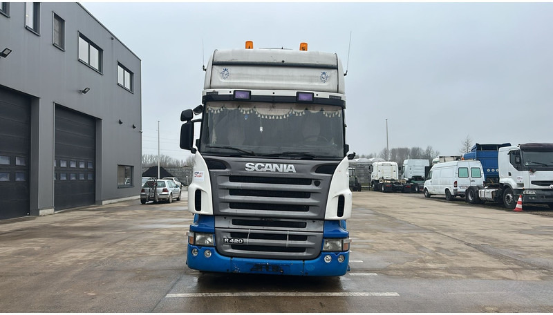 Scania R 420 (FOR PARTS / ENGINE RUNNING AND TRUCK DRIVING / MANUAL GEARBOX) - Vilkikas: foto 2 Scania R 420 (FOR PARTS / ENGINE RUNNING AND TRUCK DRIVING / MANUAL GEARBOX) - Vilkikas: foto 2