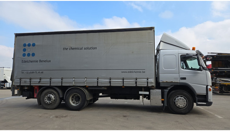 Volvo FM 400 (BELGIAN TRUCK / TECHNICAL TOP CONDITION !! / 6X2 / LIFT / EURO 5) - Tentinis sunkvežimis: foto 4 Volvo FM 400 (BELGIAN TRUCK / TECHNICAL TOP CONDITION !! / 6X2 / LIFT / EURO 5) - Tentinis sunkvežimis: foto 4