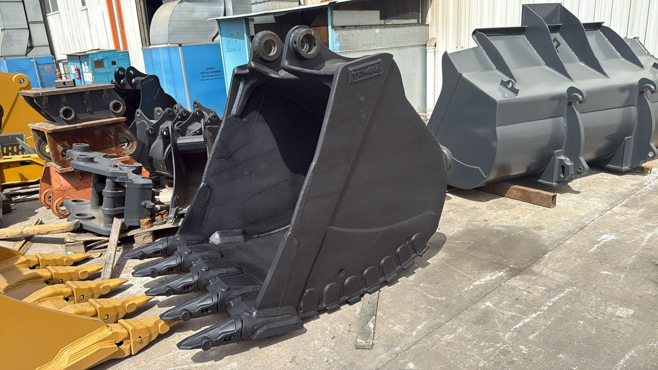 35-40tons Bucket - Ekskavatoriaus kaušas - Vikšrinis ekskavatorius: foto 1 35-40tons Bucket - Ekskavatoriaus kaušas - Vikšrinis ekskavatorius: foto 1