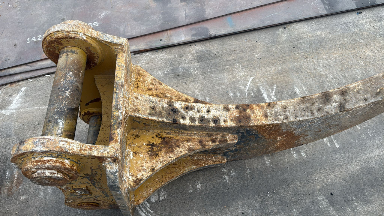 CATERPILLAR 336 Ripper from STOCK - Purentuvas - Vikšrinis ekskavatorius: foto 4 CATERPILLAR 336 Ripper from STOCK - Purentuvas - Vikšrinis ekskavatorius: foto 4