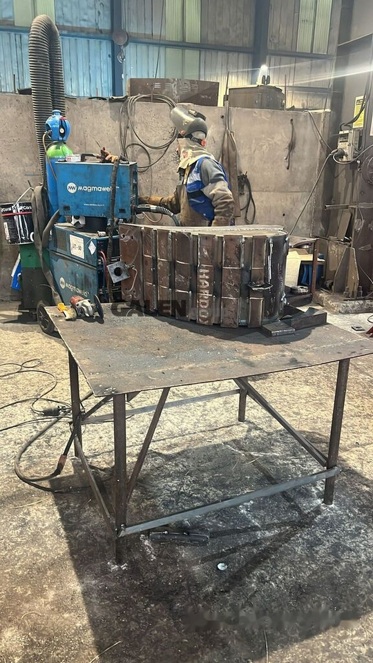 Nauja Ekskavatoriaus kaušas Caterpillar 305 Digging Bucket: foto 6 Nauja Ekskavatoriaus kaušas Caterpillar 305 Digging Bucket: foto 6