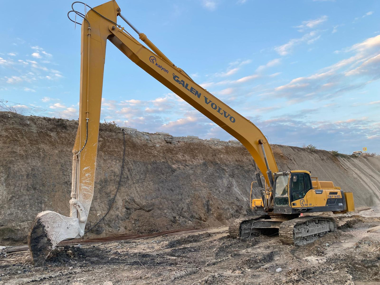 HITACHI ZX670 Long Reach Boom-Arm Manufacturing - Vikšrinis ekskavatorius: foto 3 HITACHI ZX670 Long Reach Boom-Arm Manufacturing - Vikšrinis ekskavatorius: foto 3