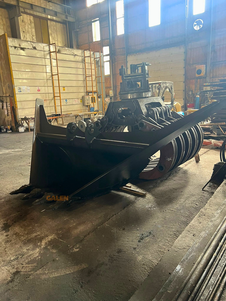 Hitachi ZX300 V-Type Bucket - Ekskavatoriaus kaušas - Vikšrinis ekskavatorius: foto 1 Hitachi ZX300 V-Type Bucket - Ekskavatoriaus kaušas - Vikšrinis ekskavatorius: foto 1
