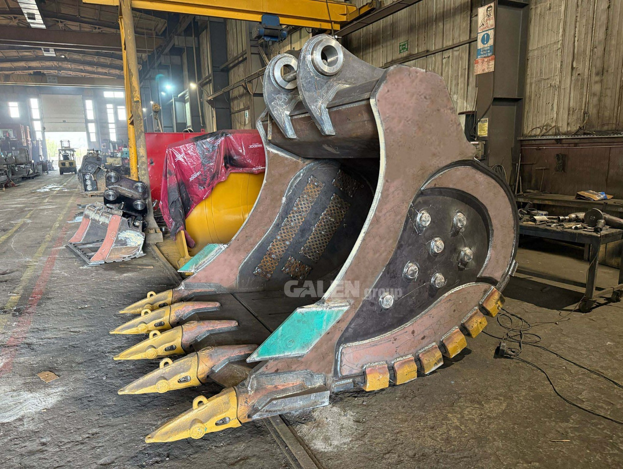 Volvo EC950 Extreme Heavy duty Bucket - Ekskavatoriaus kaušas - Vikšrinis ekskavatorius: foto 3 Volvo EC950 Extreme Heavy duty Bucket - Ekskavatoriaus kaušas - Vikšrinis ekskavatorius: foto 3