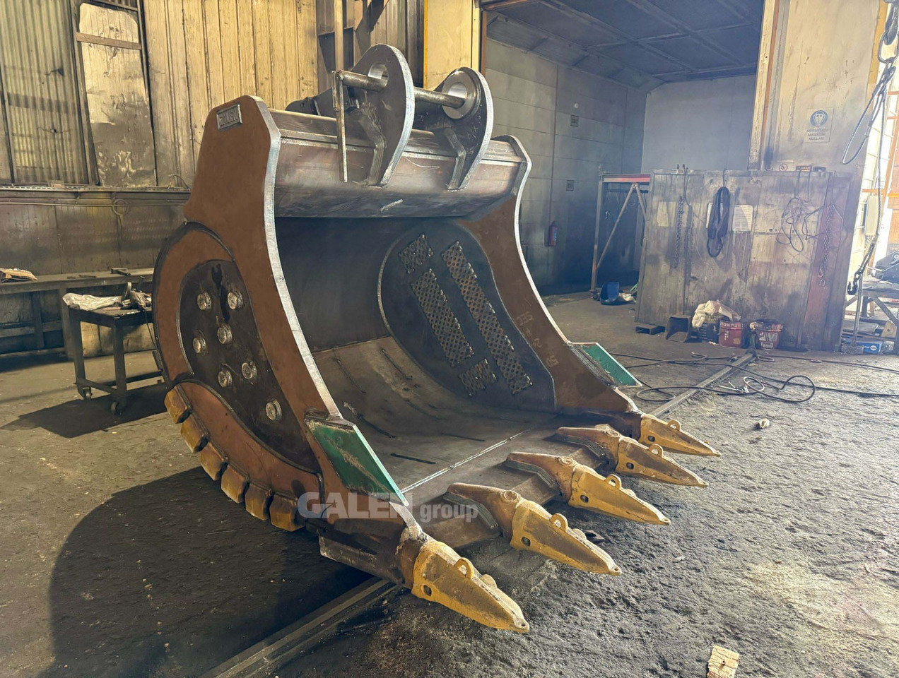 Volvo EC950 Extreme Heavy duty Bucket - Ekskavatoriaus kaušas - Vikšrinis ekskavatorius: foto 2 Volvo EC950 Extreme Heavy duty Bucket - Ekskavatoriaus kaušas - Vikšrinis ekskavatorius: foto 2