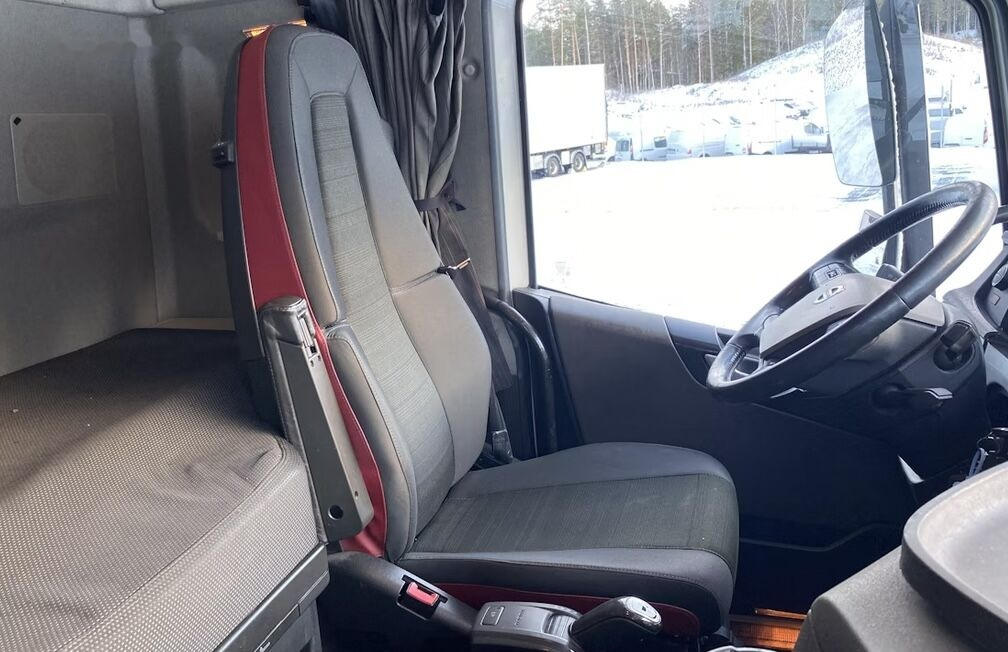 Furgonas sunkvežimis Volvo FH460: foto 7