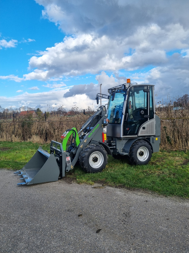 WCM L2310 E-Power - Ratinis krautuvas: foto 2 WCM L2310 E-Power - Ratinis krautuvas: foto 2