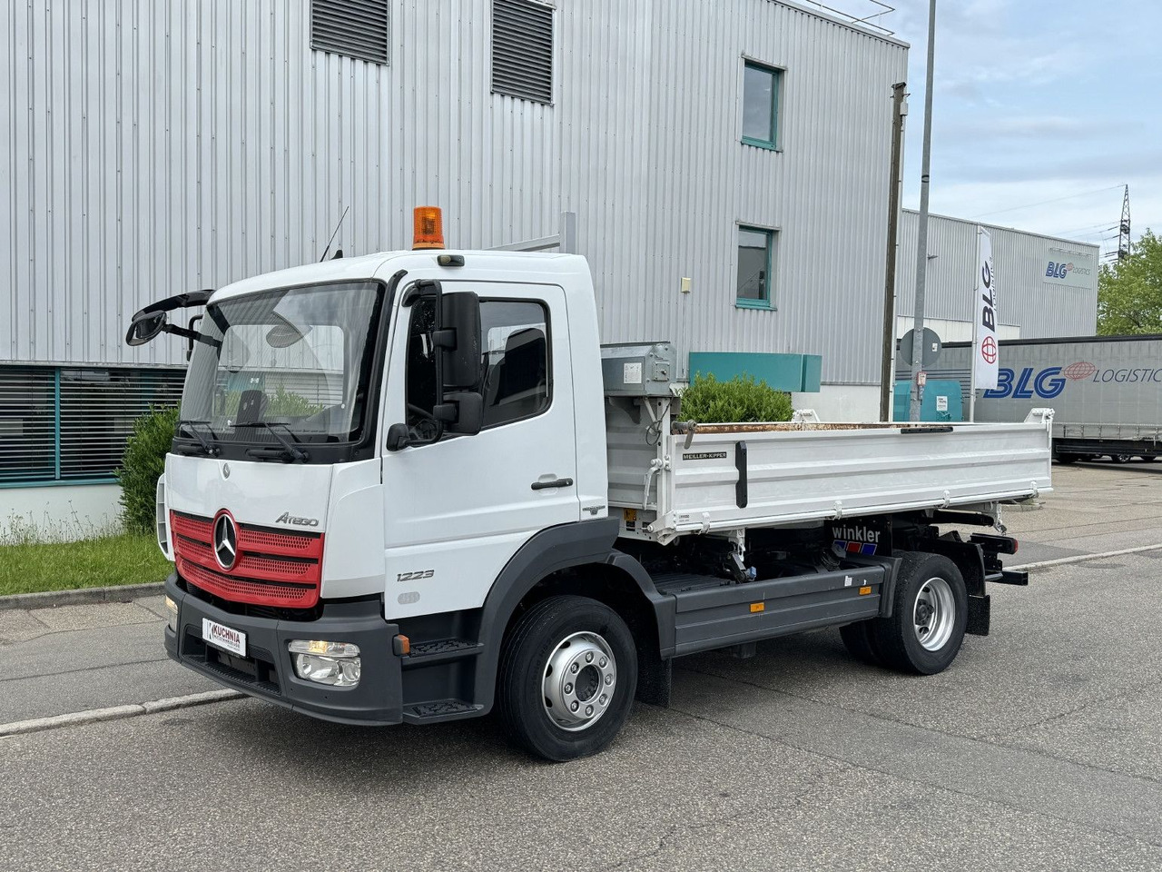 Mercedes-Benz Atego 1223 K Dreiseitenkipper 2xAHK 3-Sitze E6 - Savivartis sunkvežimis: foto 2 Mercedes-Benz Atego 1223 K Dreiseitenkipper 2xAHK 3-Sitze E6 - Savivartis sunkvežimis: foto 2