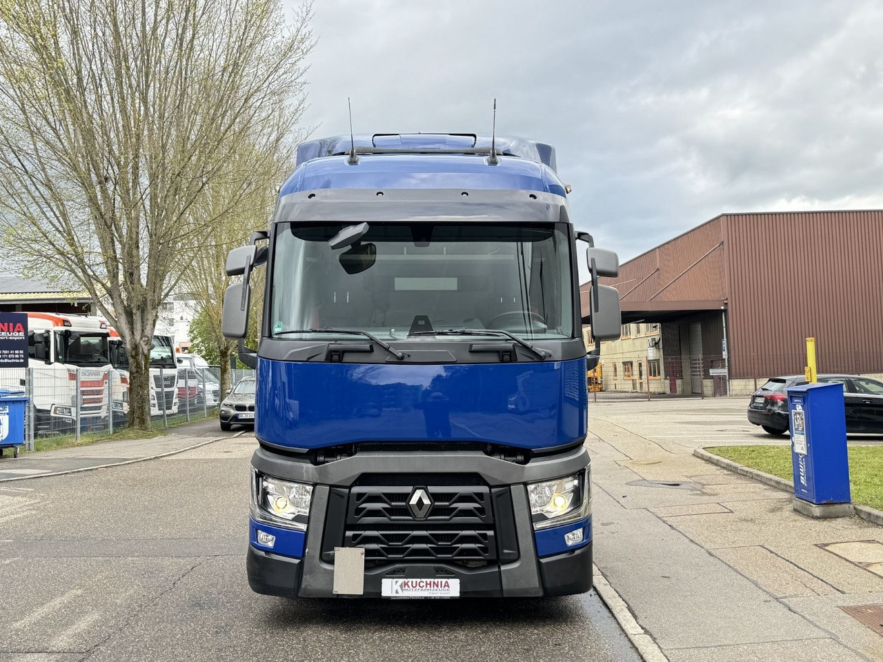 Renault T460 S-Cab X-Low 2-Tanks Hubsattel Standklima - Vilkikas: foto 3 Renault T460 S-Cab X-Low 2-Tanks Hubsattel Standklima - Vilkikas: foto 3
