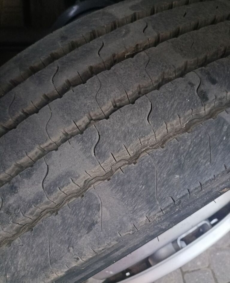 Platforminis/ Bortinis sunkvežimis, Sunkvežimis su kranu Mercedes-Benz Atego 1224: foto 8 Platforminis/ Bortinis sunkvežimis, Sunkvežimis su kranu Mercedes-Benz Atego 1224: foto 8