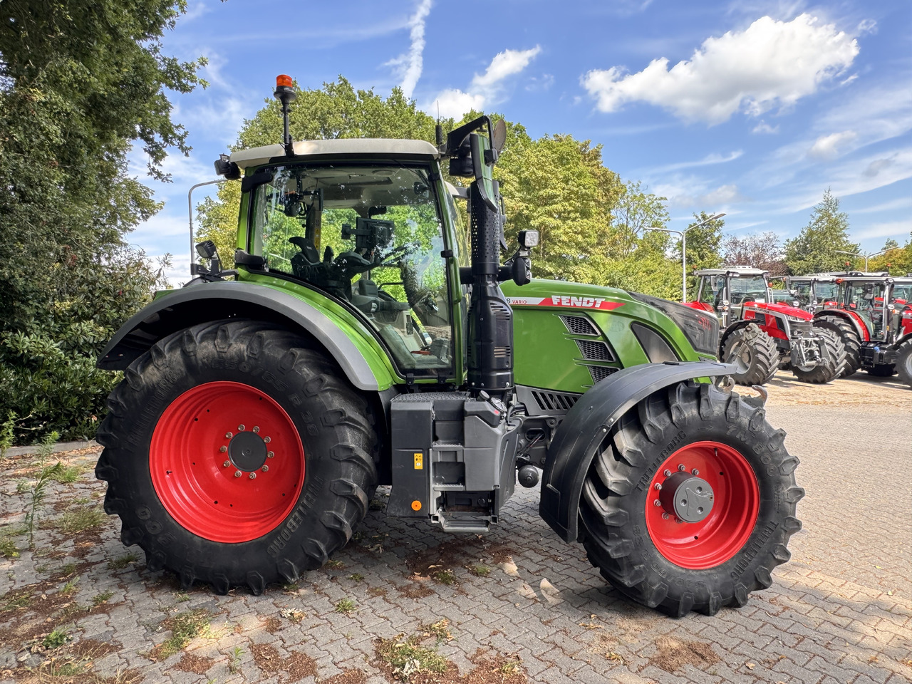 FENDT 718 Gen6 PowerPlus - Traktorius: foto 3 FENDT 718 Gen6 PowerPlus - Traktorius: foto 3