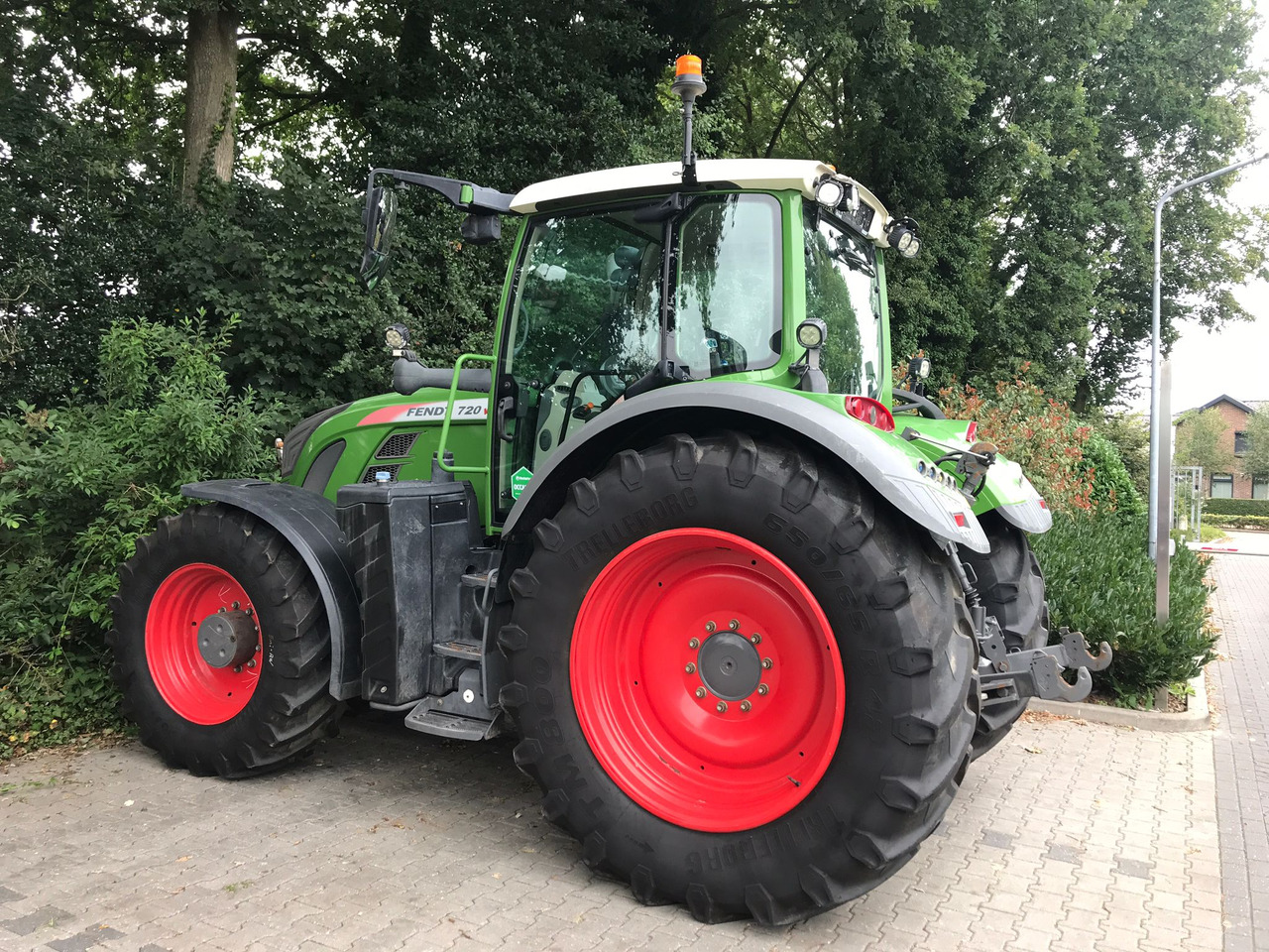 Traktorius FENDT 720 Vario S4 PowerPlus: foto 10 Traktorius FENDT 720 Vario S4 PowerPlus: foto 10
