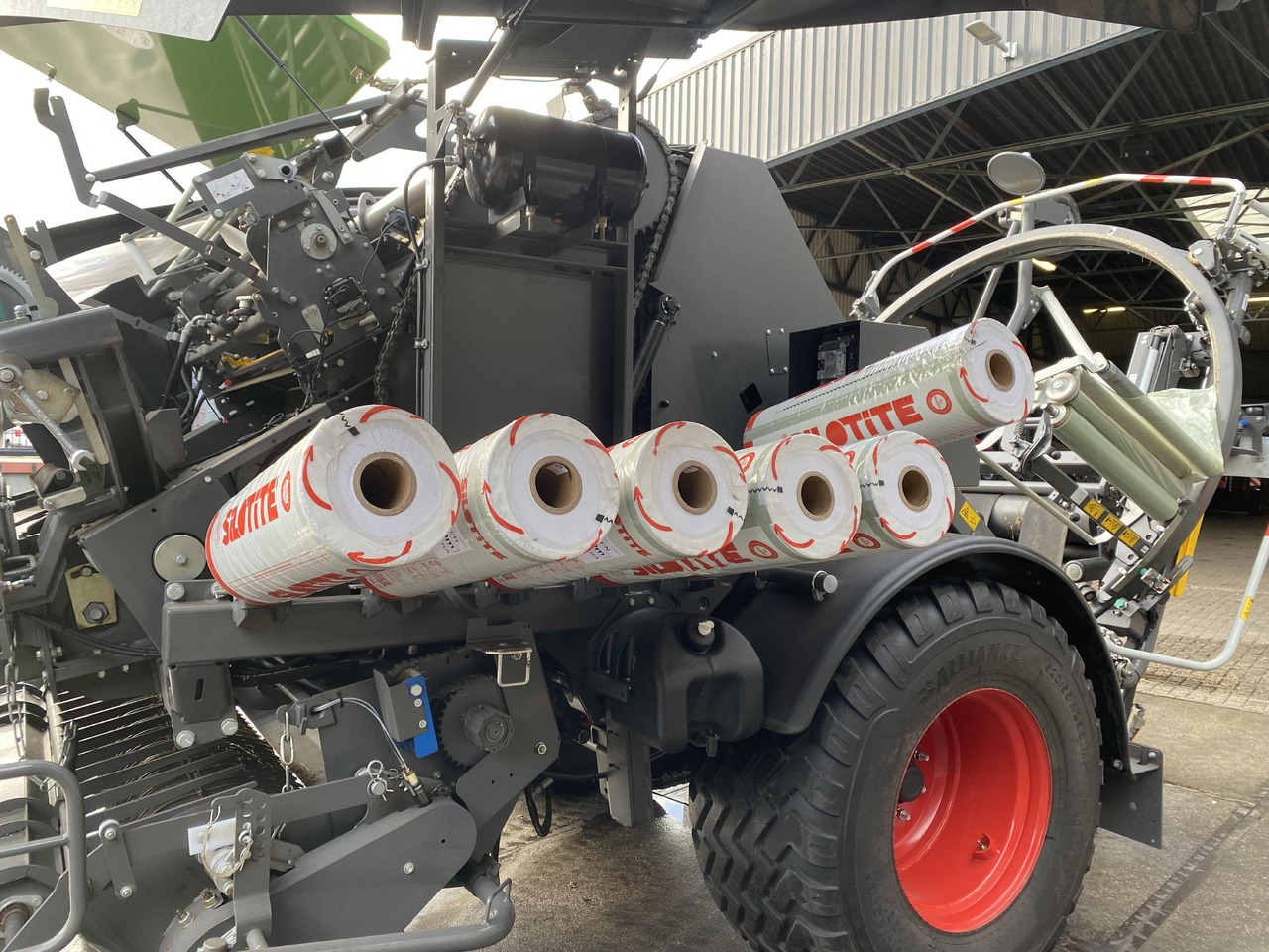 FENDT Rotana 130F Combi - Vyniotuvas: foto 5 FENDT Rotana 130F Combi - Vyniotuvas: foto 5