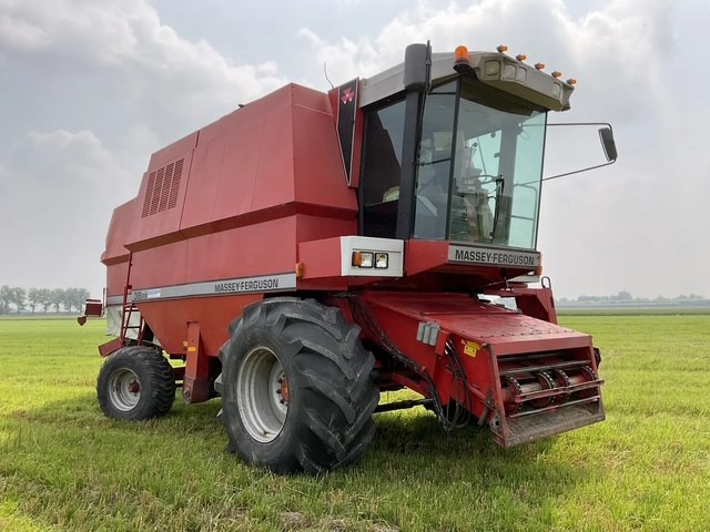 MASSEY FERGUSON 38RS - Derliaus nuėmimo kombainas: foto 3 MASSEY FERGUSON 38RS - Derliaus nuėmimo kombainas: foto 3