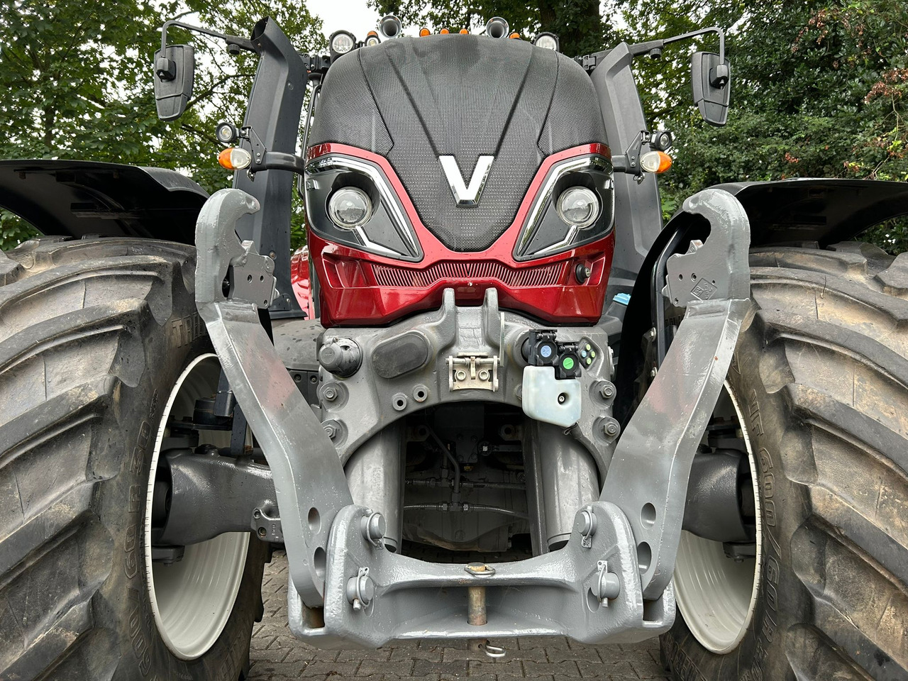 VALTRA T214 Direct - Traktorius: foto 4 VALTRA T214 Direct - Traktorius: foto 4