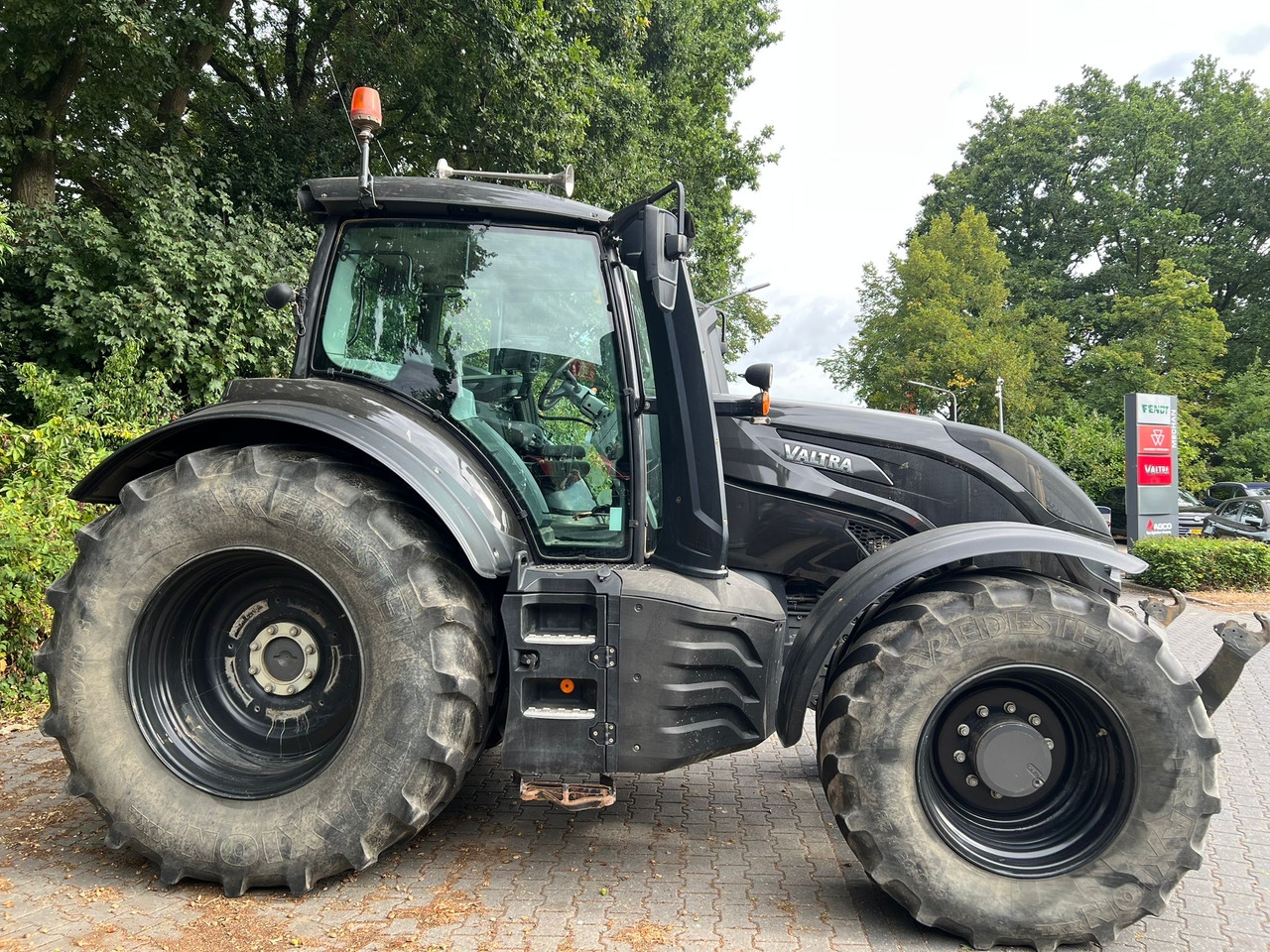 Valtra T174 Versu - Traktorius: foto 4 Valtra T174 Versu - Traktorius: foto 4
