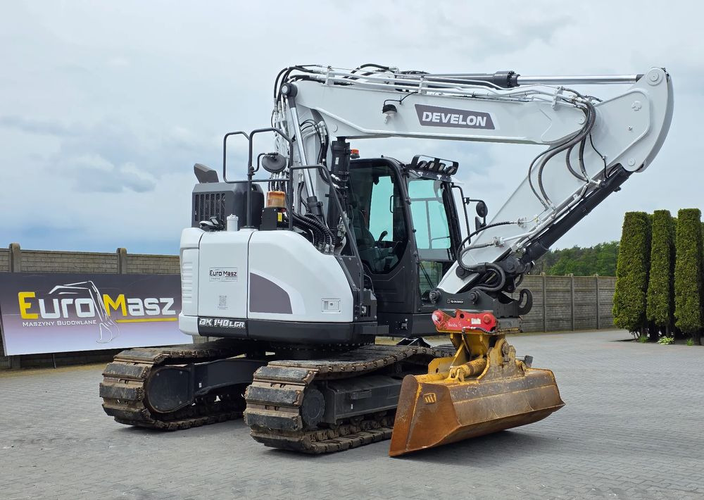 Doosan DX 140 LCR-7, 2023 ROK, 1030 MTH, OIL QUICK OQ65 - Vikšrinis ekskavatorius: foto 1 Doosan DX 140 LCR-7, 2023 ROK, 1030 MTH, OIL QUICK OQ65 - Vikšrinis ekskavatorius: foto 1