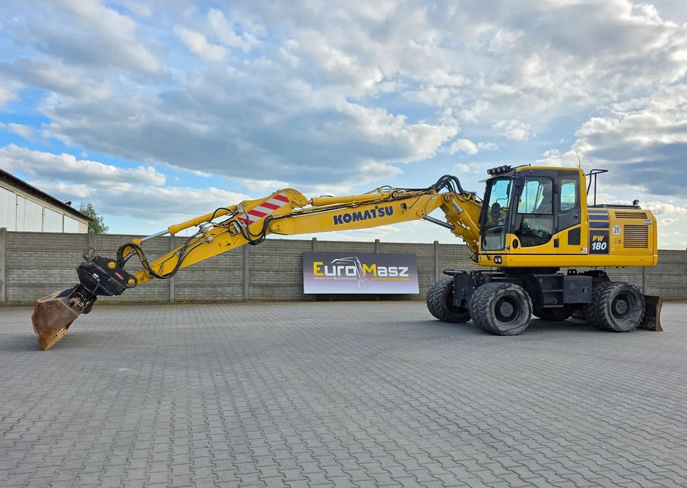 Komatsu PW 180-10, 2017 ROK, 6000 MTH, OIL QUICK - Ratinis ekskavatorius: foto 2 Komatsu PW 180-10, 2017 ROK, 6000 MTH, OIL QUICK - Ratinis ekskavatorius: foto 2